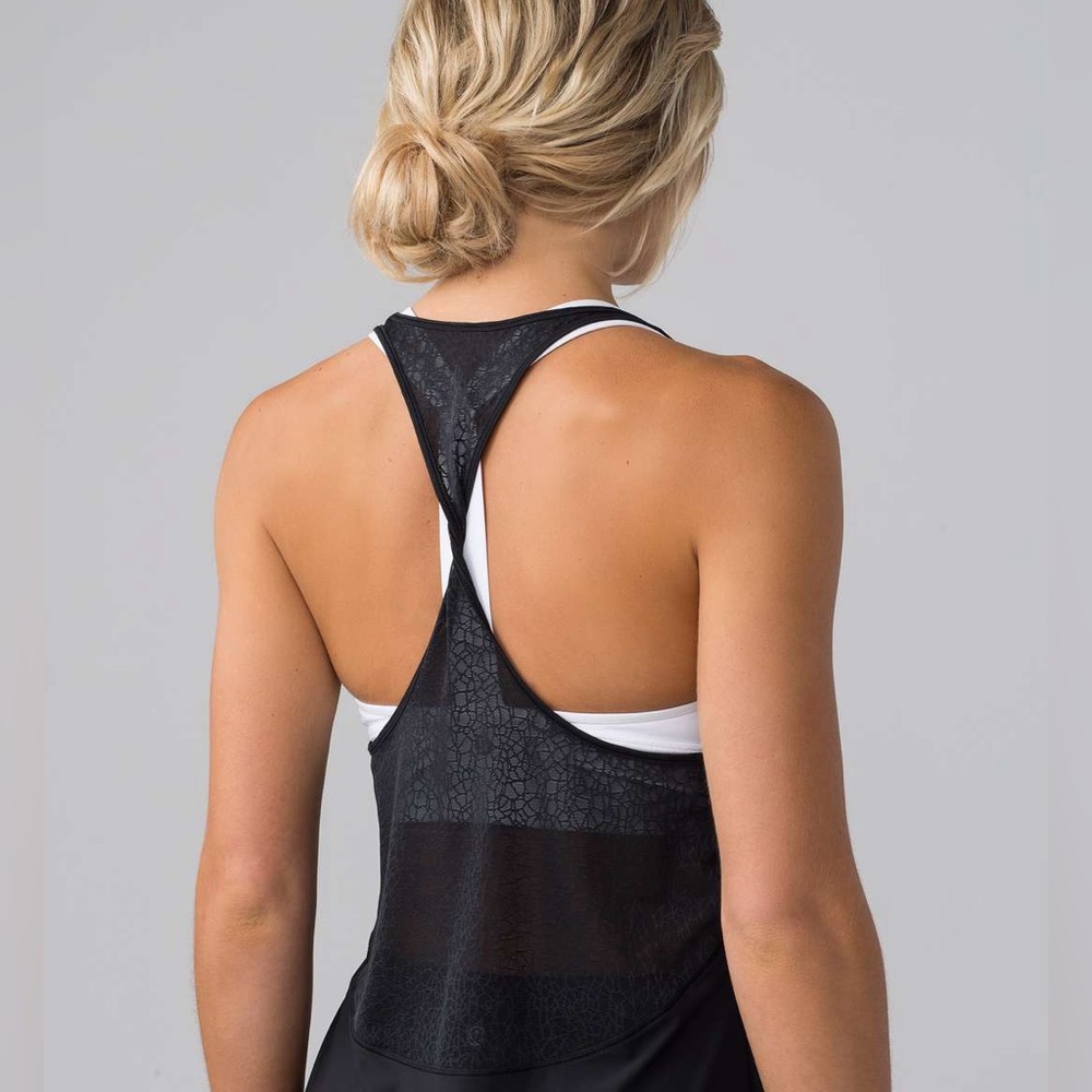 Lululemon Twist & Train Black Tank
